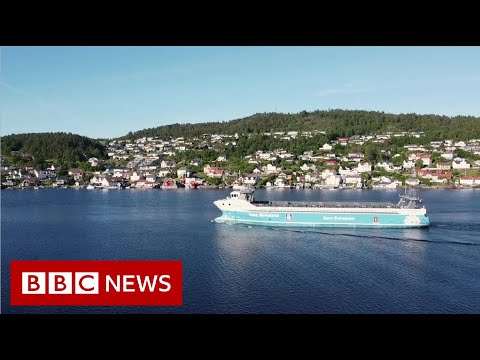 Self-driving electric container ship sets sail in Norway - BBC News