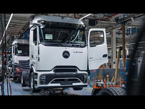 MERCEDES eActros 600 Takes Electric Truck Production to NEXT LEVEL!